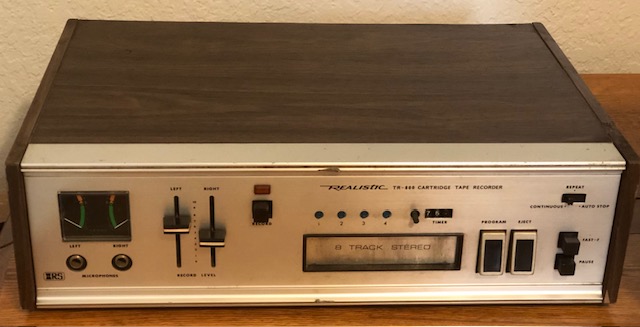 Realistic TR-800 8-Track Player/Recorder Front